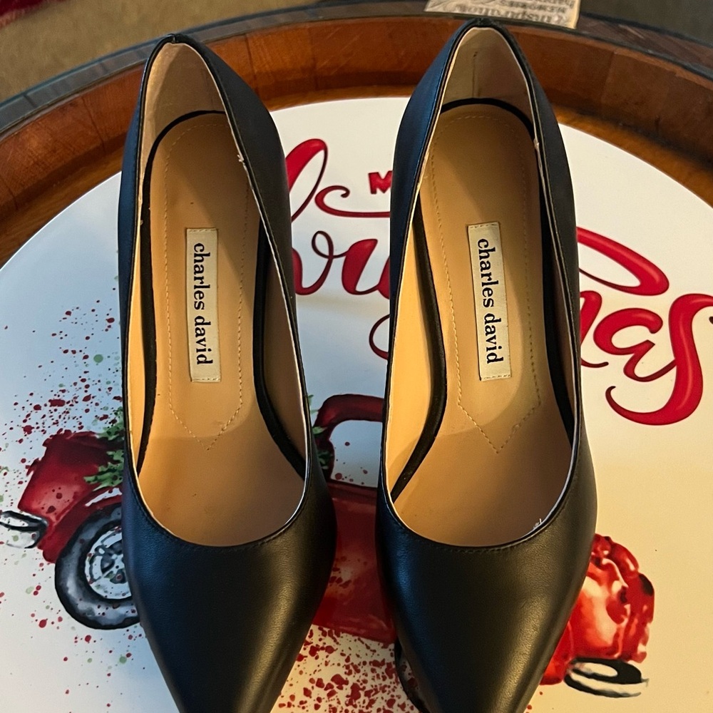 Charles David Classic Black Heels